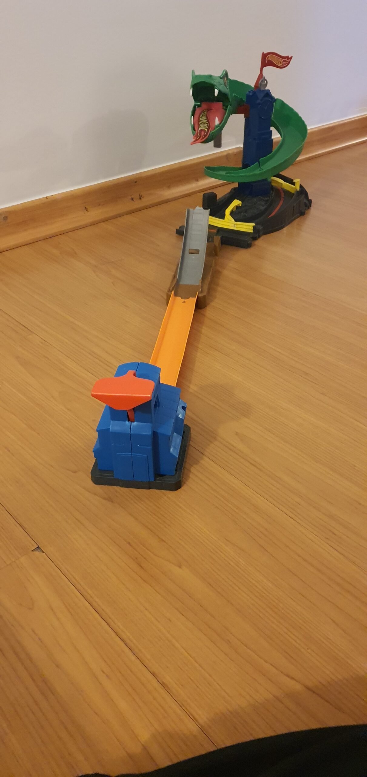 60%OFF – Pista Hot Wheels Cobra