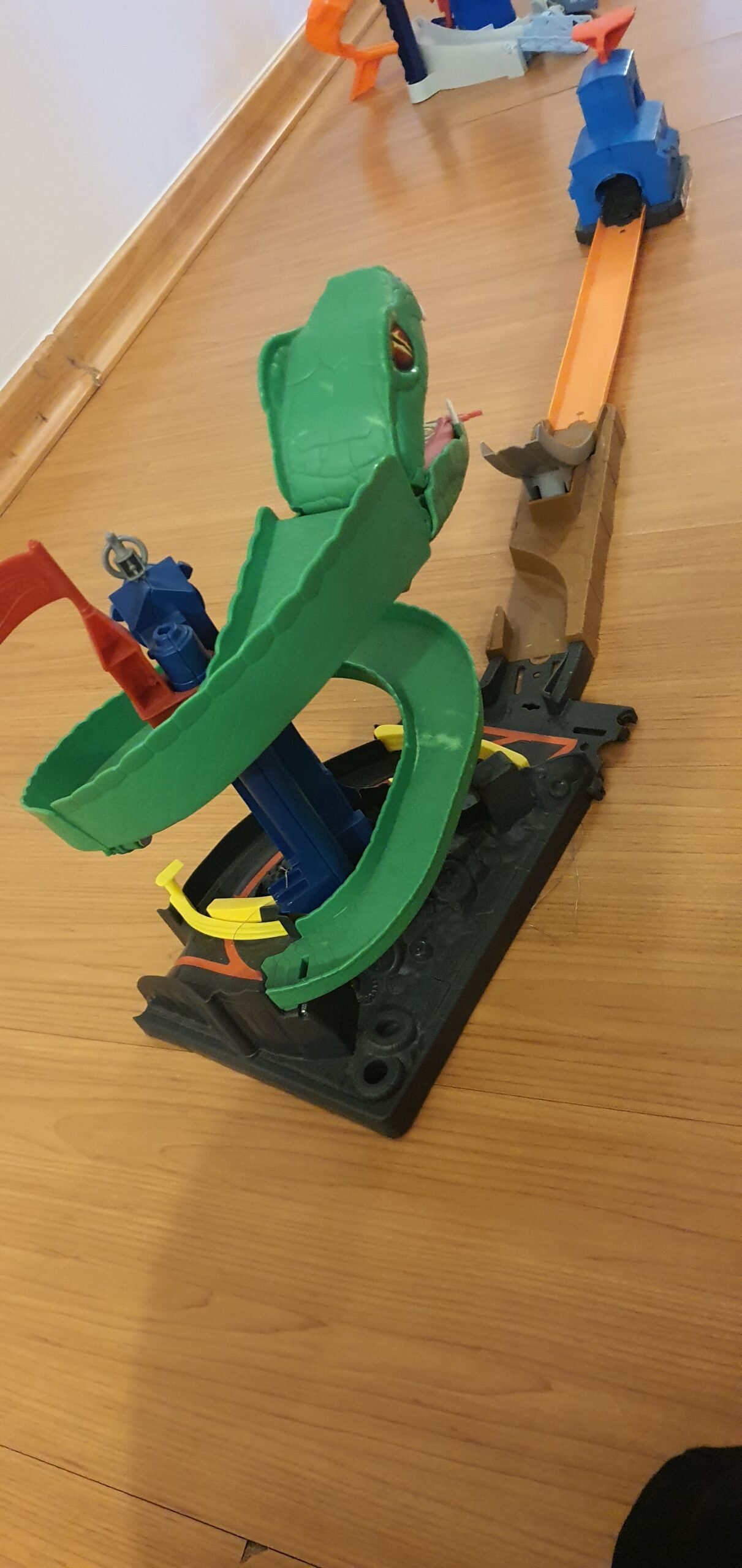 60%OFF – Pista Hot Wheels Cobra