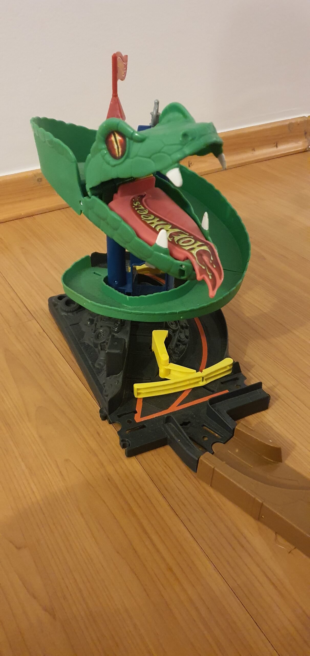 60%OFF – Pista Hot Wheels Cobra