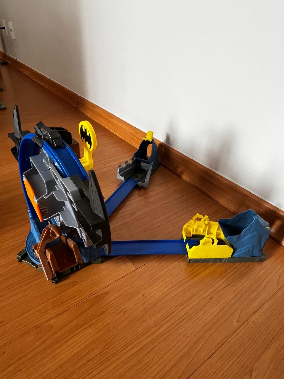 70%OFF – Pista Hot Wheels Batman DC